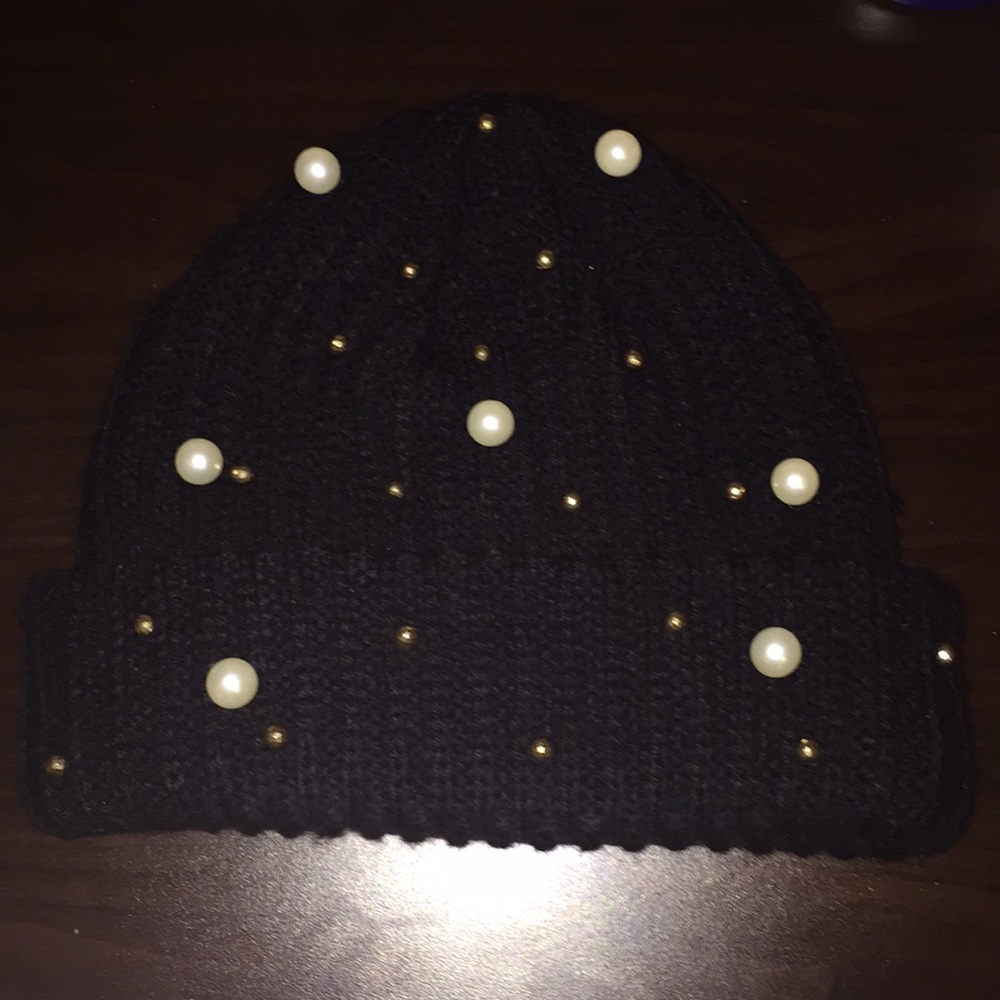 Urban outfitters beanie!!